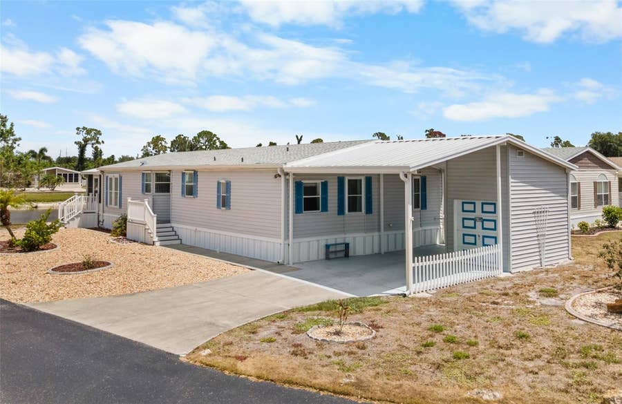 Property photo for 9177 PINEHAVEN WAY, Englewood, FL