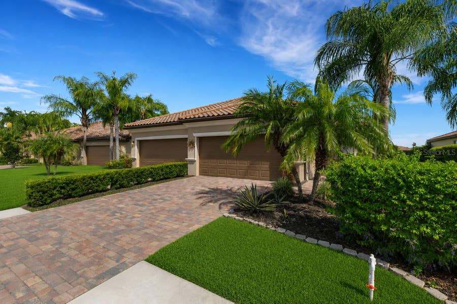 Property photo for 6619 CANDLESTICK DRIVE, Bradenton, FL