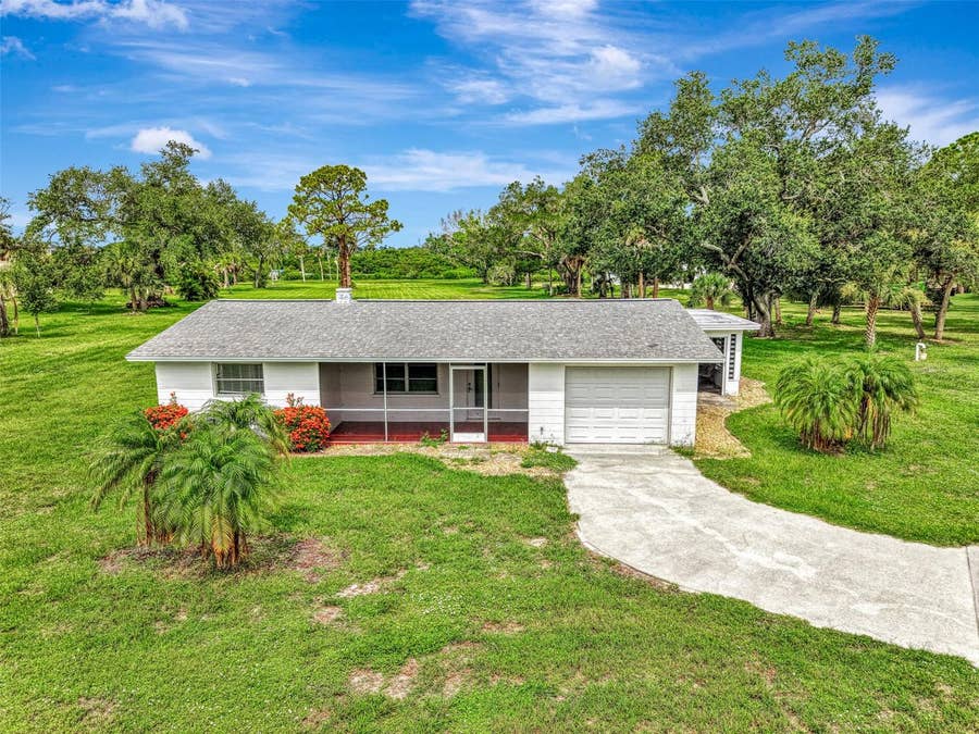 Property photo for 780 S OXFORD DRIVE, Englewood, FL