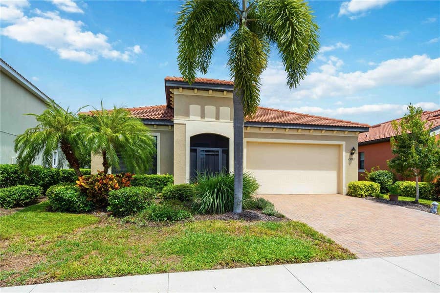 Property photo for 23781 WAVERLY CIRCLE, Venice, FL
