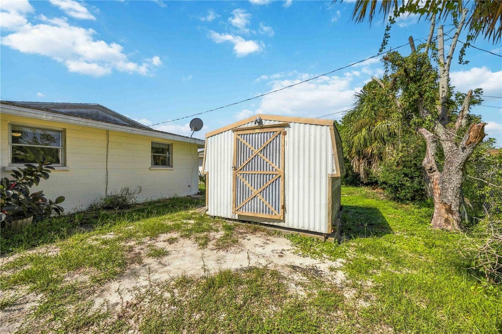 20 W COWLES STREET, Englewood, FL 34223