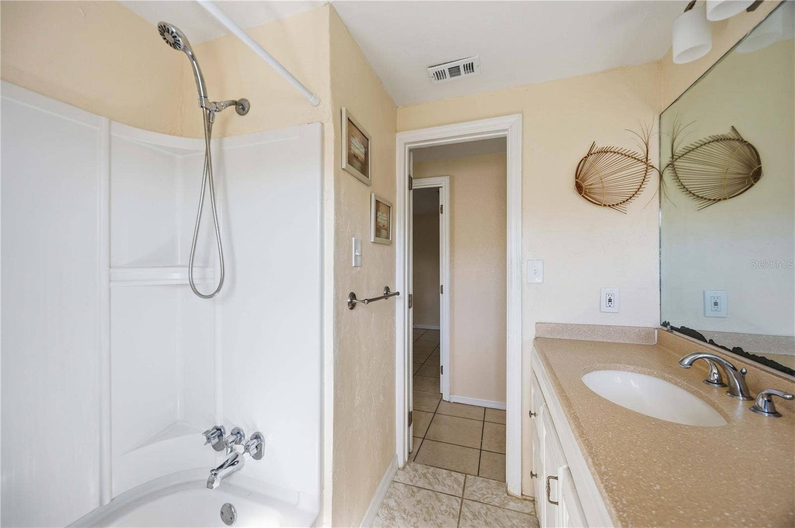20 W COWLES STREET, Englewood, FL 34223