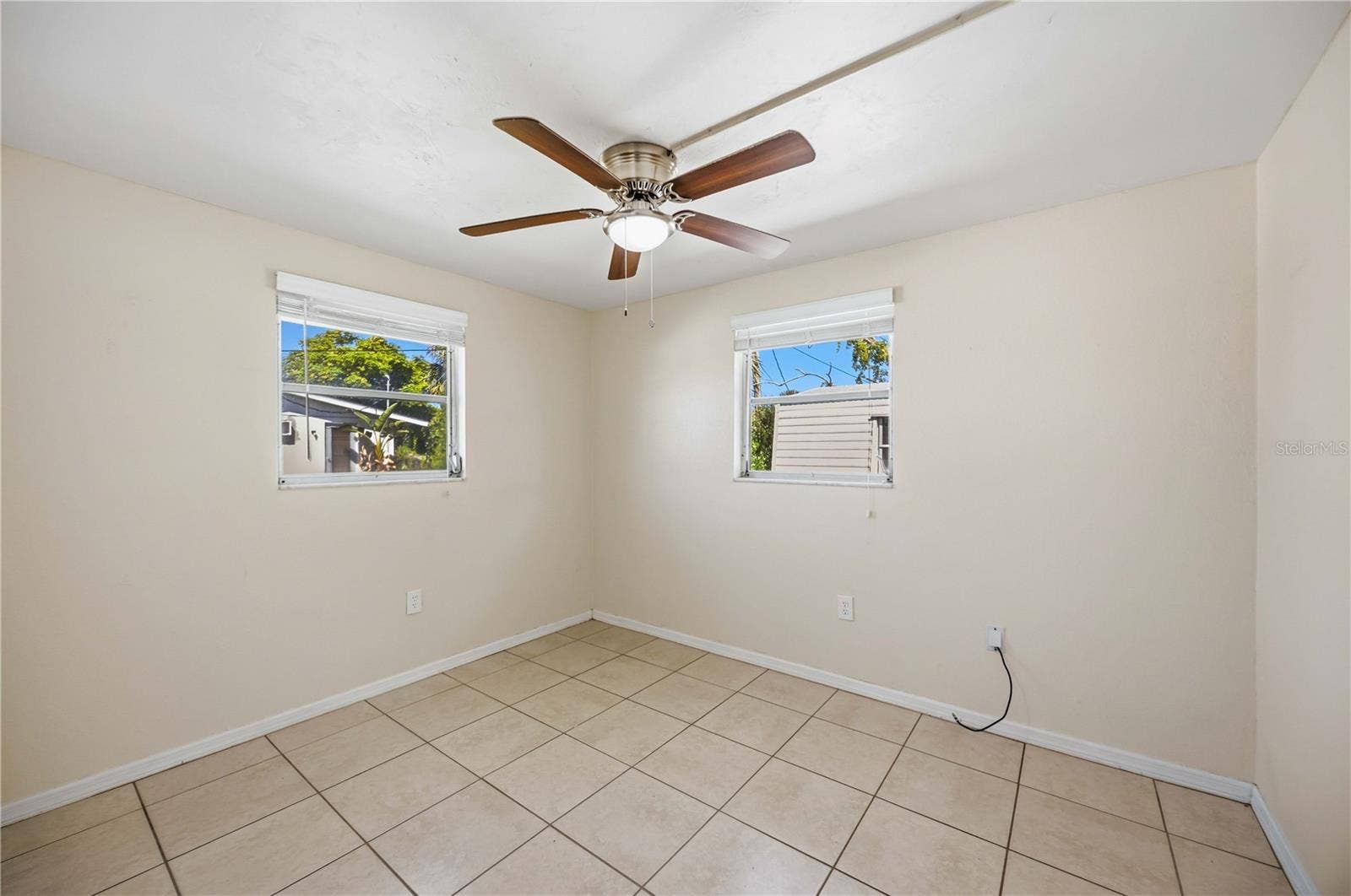 20 W COWLES STREET, Englewood, FL 34223