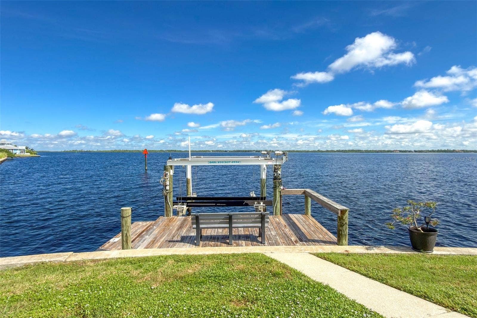 2459 DIXON TERRACE, Port Charlotte, FL 33981