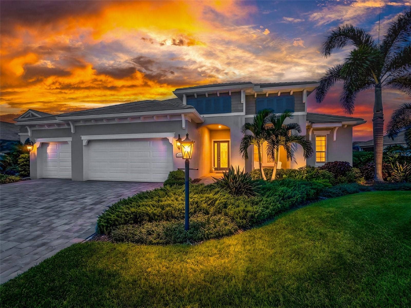 12457 DAVIE COURT, Venice, FL 34293 Kiawah w/ British West Indies Elevation