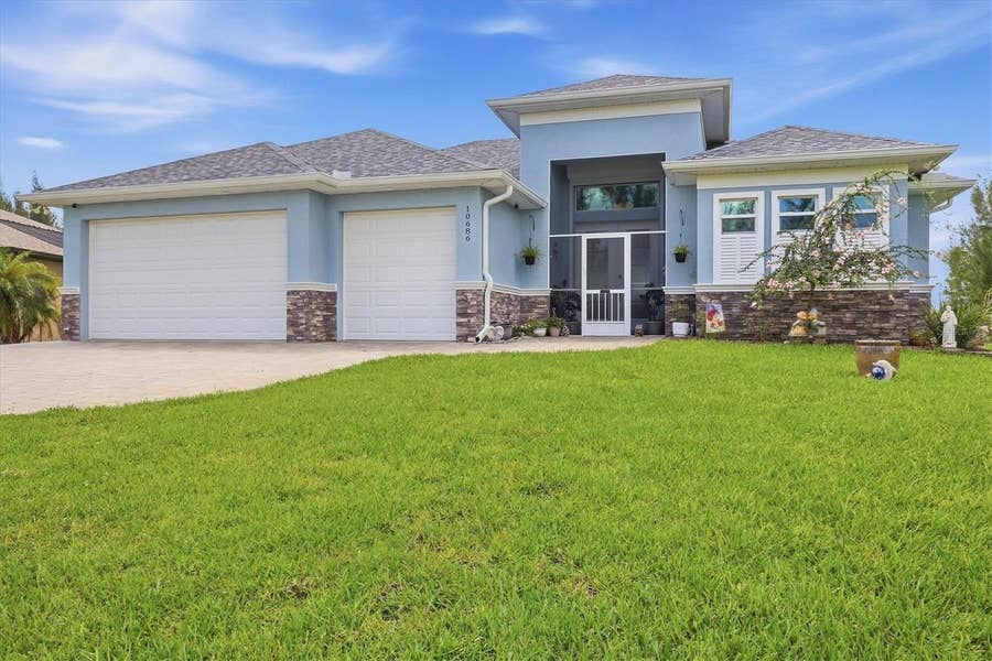 Property photo for 10686 KEARSARGE CIRCLE, Port Charlotte, FL