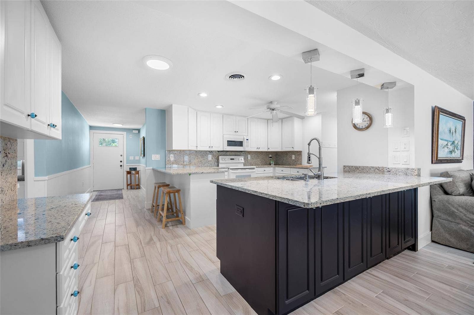 2111 HEASLEY ROAD, Englewood, FL 34223 2111 HEASLEY ROAD, Englewood, FL 34223
