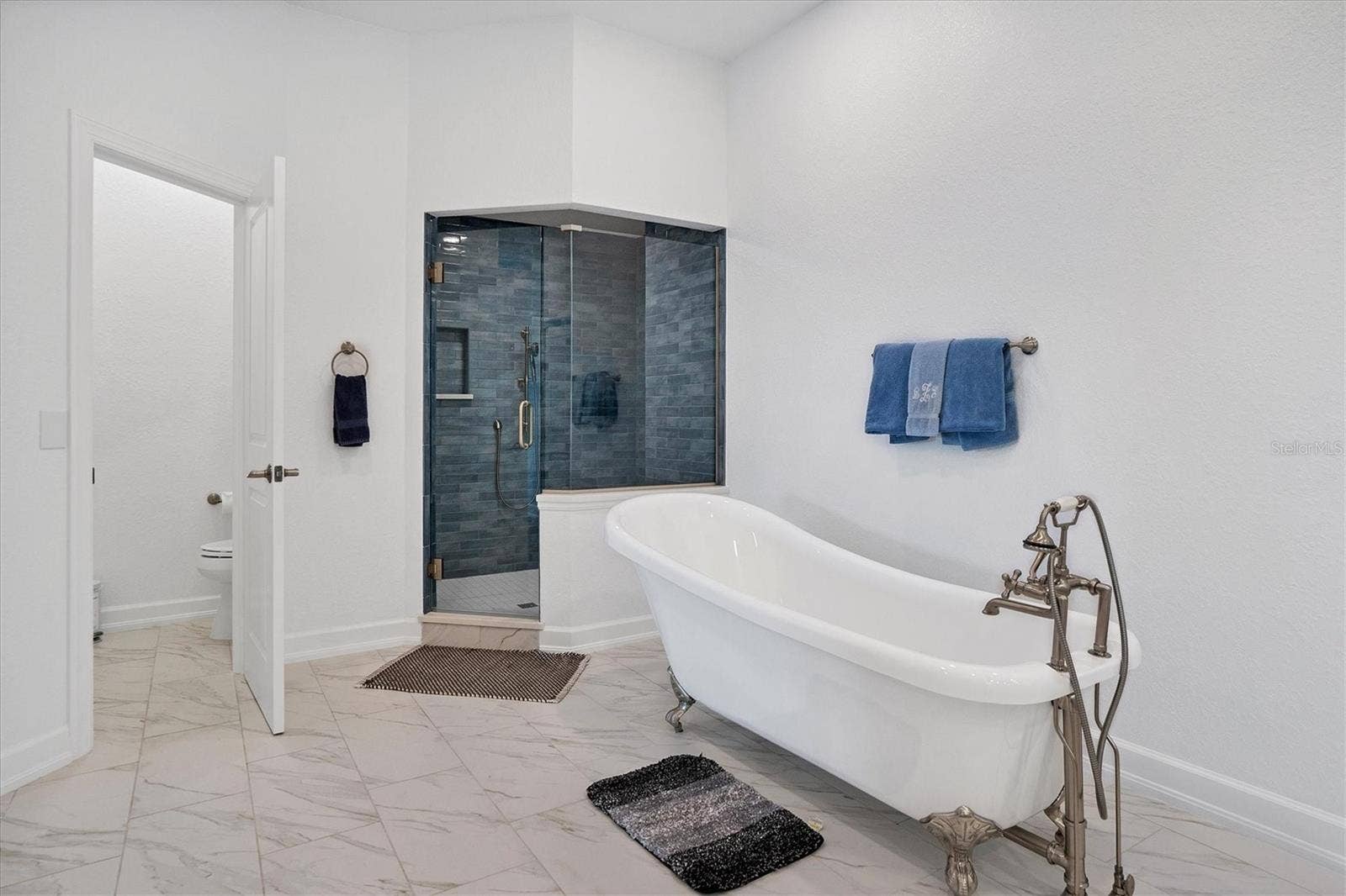 19 GROUPER HOLE DRIVE, Boca Grande, FL 33921 19 GROUPER HOLE DRIVE, Boca Grande, FL 33921