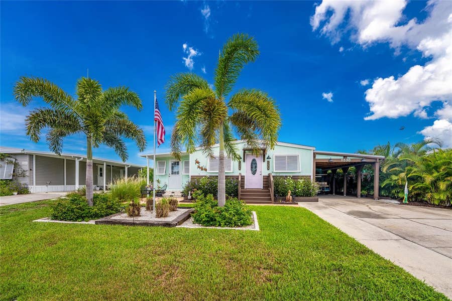 Property photo for 1530 SANDERLING DRIVE, Englewood, FL