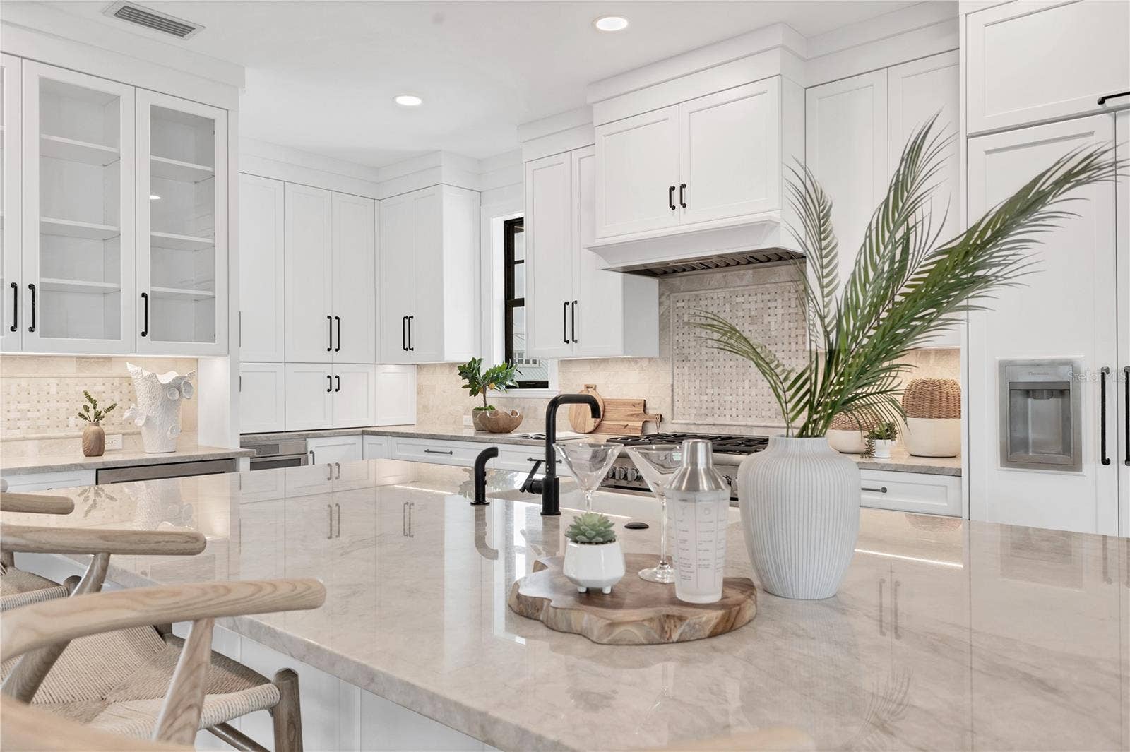 10009 GASPARILLA PASS BOULEVARD, Boca Grande, FL 33921 10009 GASPARILLA PASS BOULEVARD, Boca Grande, FL 33921