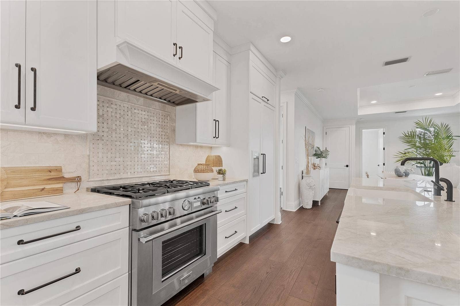 10009 GASPARILLA PASS BOULEVARD, Boca Grande, FL 33921 10009 GASPARILLA PASS BOULEVARD, Boca Grande, FL 33921