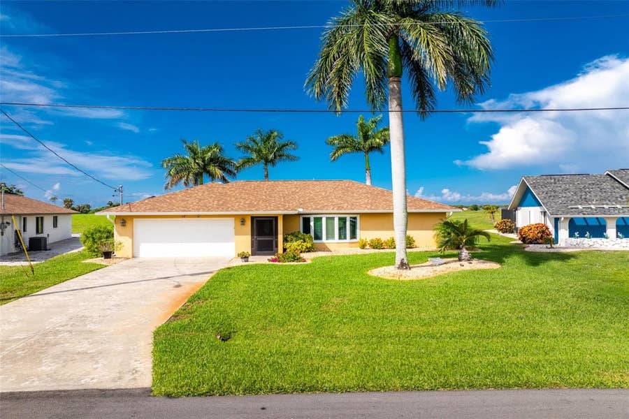 Property photo for 18 BUNKER WAY, Rotonda West, FL