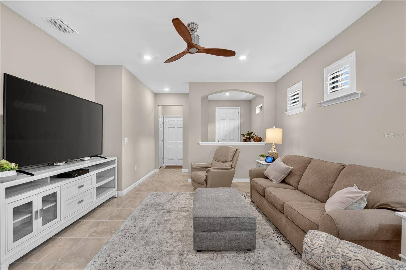 2588 DAISY DRIVE, North Port, FL 34289 2588 DAISY DRIVE, North Port, FL 34289
