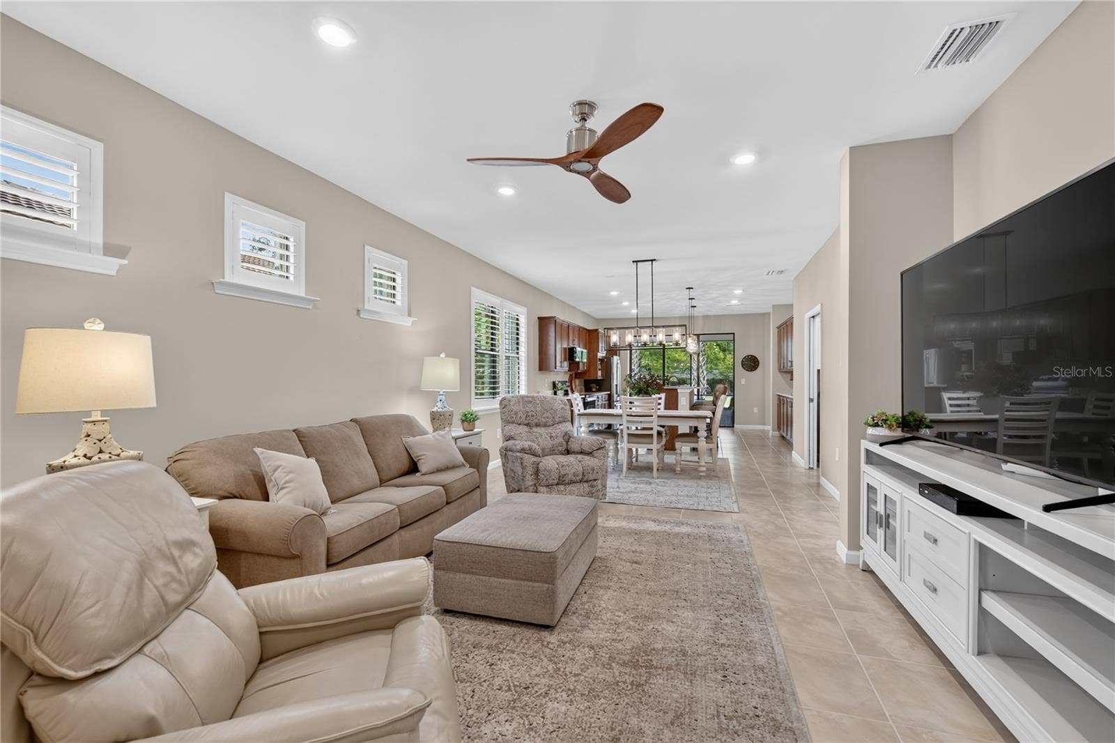 2588 DAISY DRIVE, North Port, FL 34289 2588 DAISY DRIVE, North Port, FL 34289