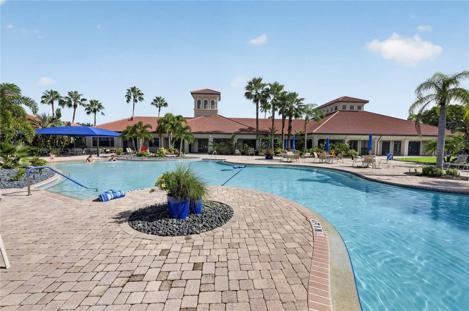 2588 DAISY DRIVE, North Port, FL 34289 2588 DAISY DRIVE, North Port, FL 34289
