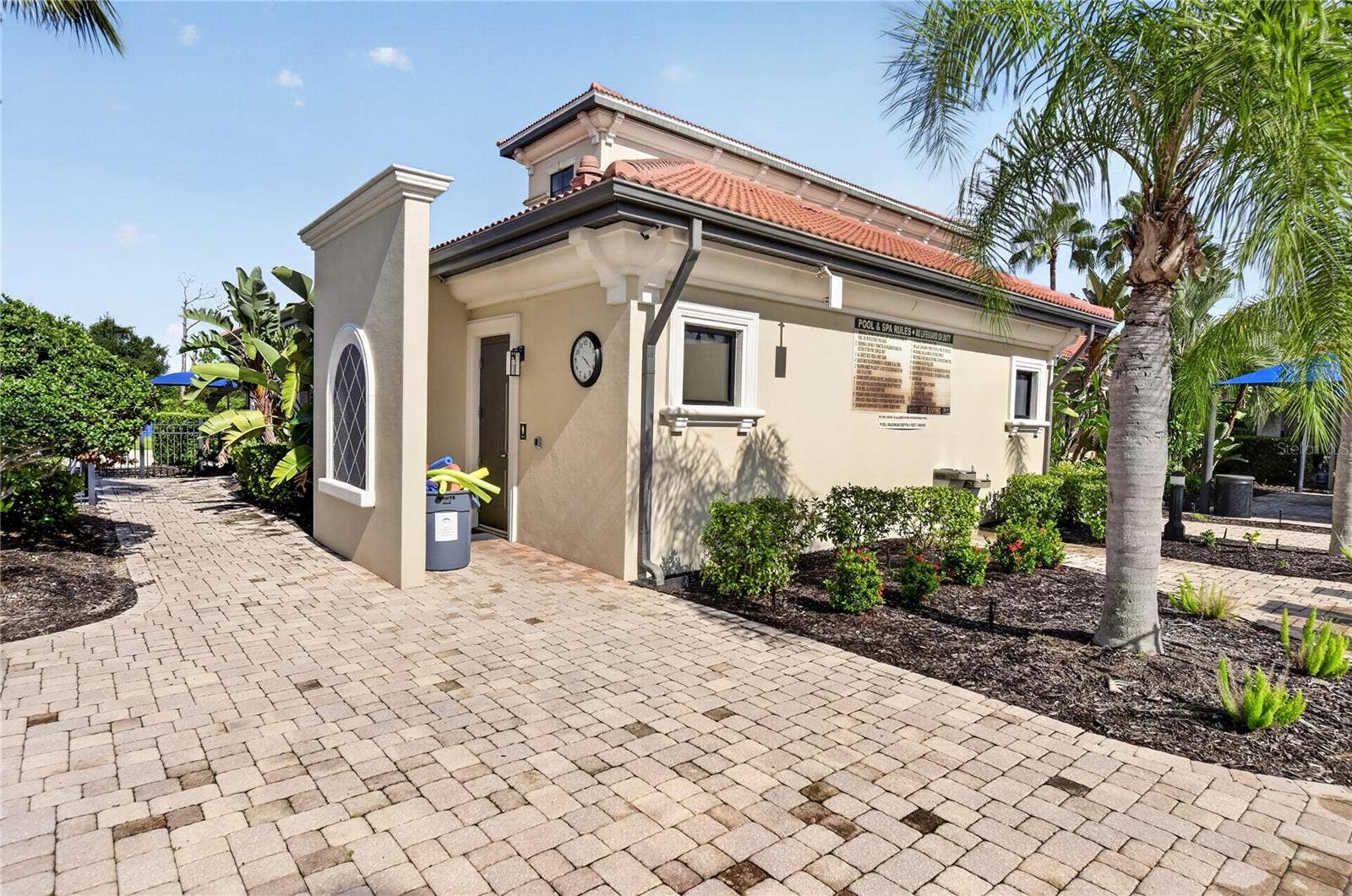 2588 DAISY DRIVE, North Port, FL 34289 2588 DAISY DRIVE, North Port, FL 34289