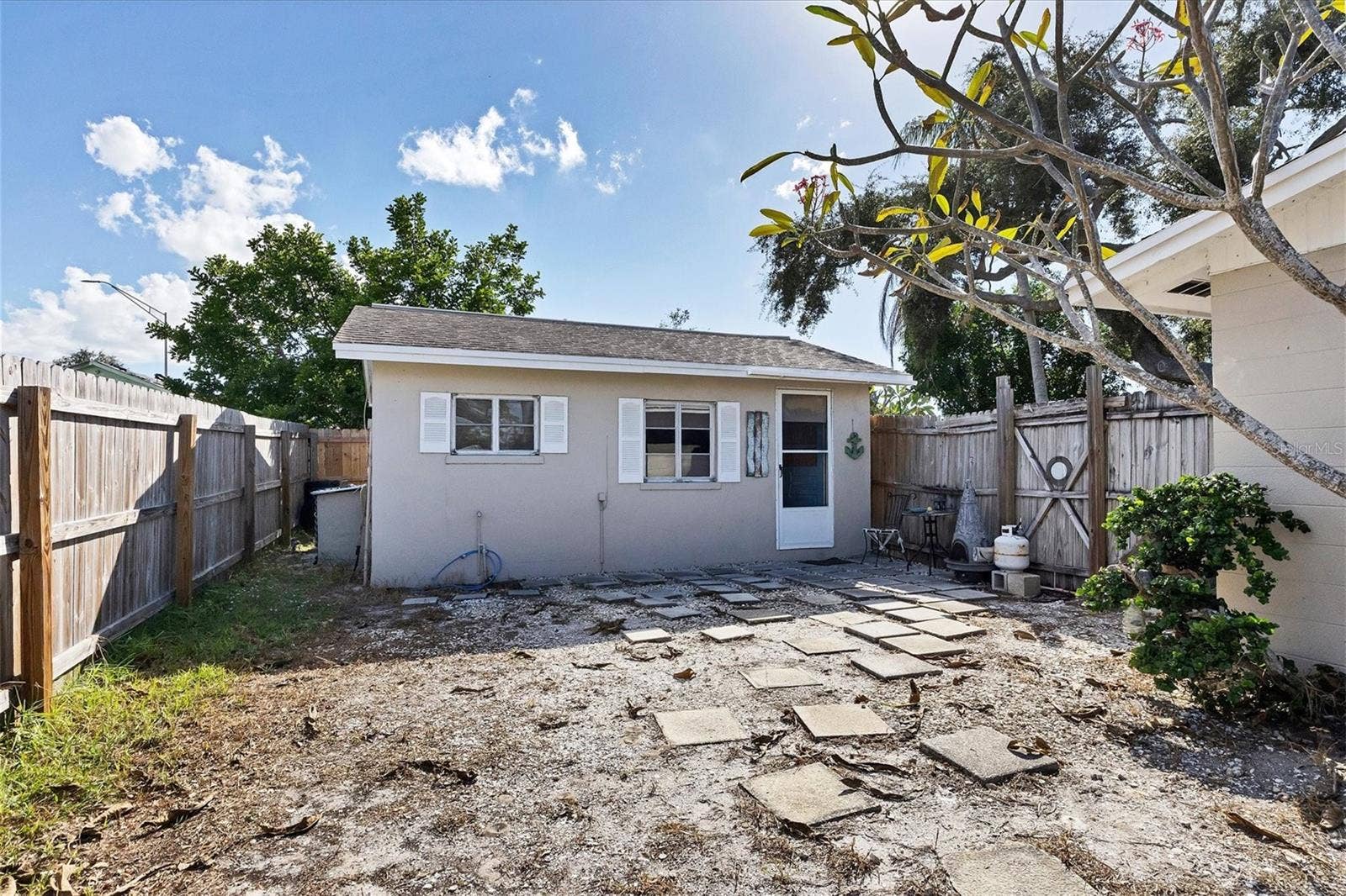 25 1ST AVENUE, Englewood, FL 34223 Guest Cottage