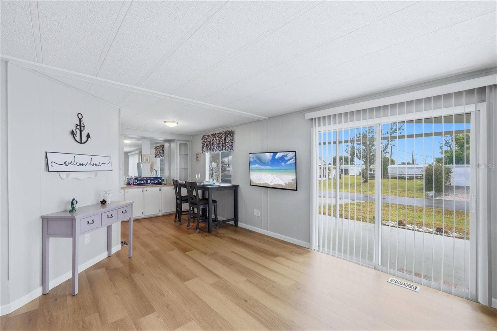 240 VIA DE LUNA, Englewood, FL 34224 240 VIA DE LUNA, Englewood, FL 34224