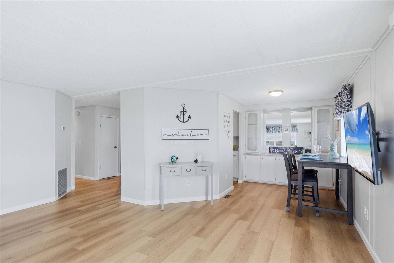 240 VIA DE LUNA, Englewood, FL 34224 240 VIA DE LUNA, Englewood, FL 34224