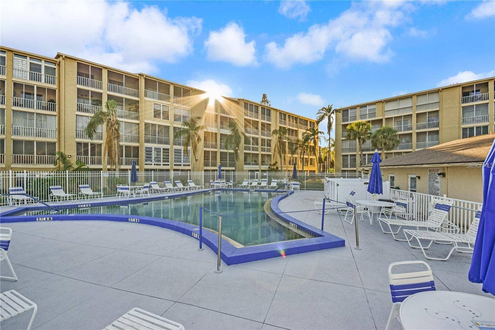 3617 LAKE BAYSHORE DRIVE, #401, Bradenton, FL 34205 3617 LAKE BAYSHORE DRIVE, #401, Bradenton, FL 34205