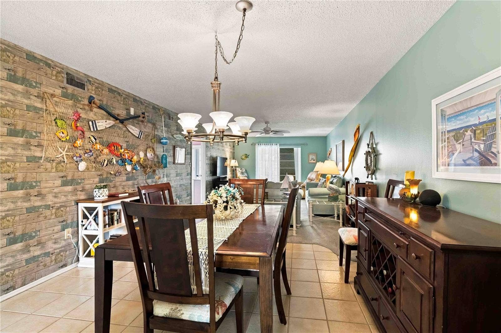 3617 LAKE BAYSHORE DRIVE, #401, Bradenton, FL 34205 3617 LAKE BAYSHORE DRIVE, #401, Bradenton, FL 34205