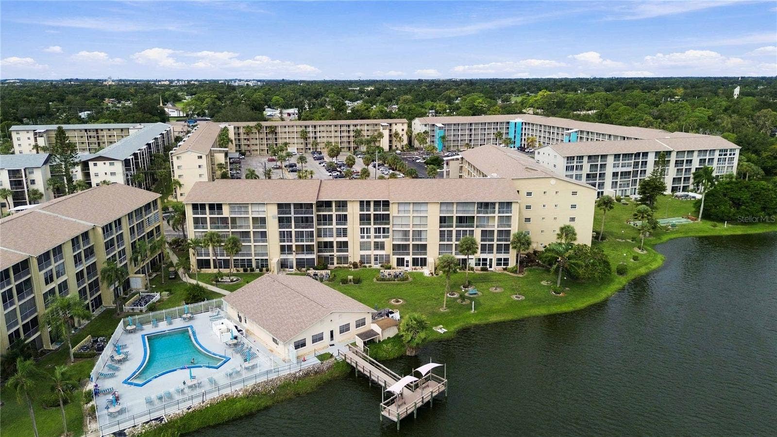 3617 LAKE BAYSHORE DRIVE, #401, Bradenton, FL 34205 3617 LAKE BAYSHORE DRIVE, #401, Bradenton, FL 34205