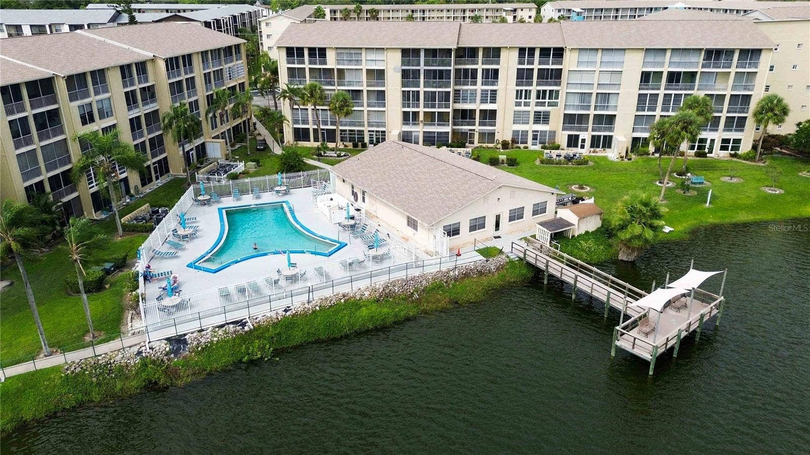 3617 LAKE BAYSHORE DRIVE, #401, Bradenton, FL 34205 3617 LAKE BAYSHORE DRIVE, #401, Bradenton, FL 34205