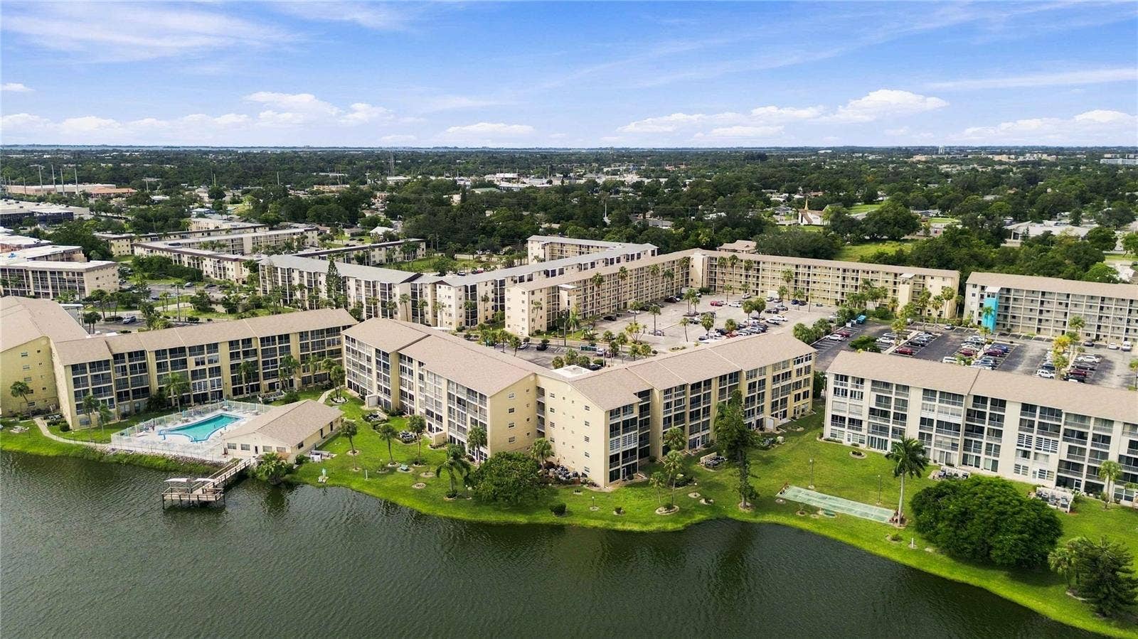 3617 LAKE BAYSHORE DRIVE, #401, Bradenton, FL 34205 3617 LAKE BAYSHORE DRIVE, #401, Bradenton, FL 34205