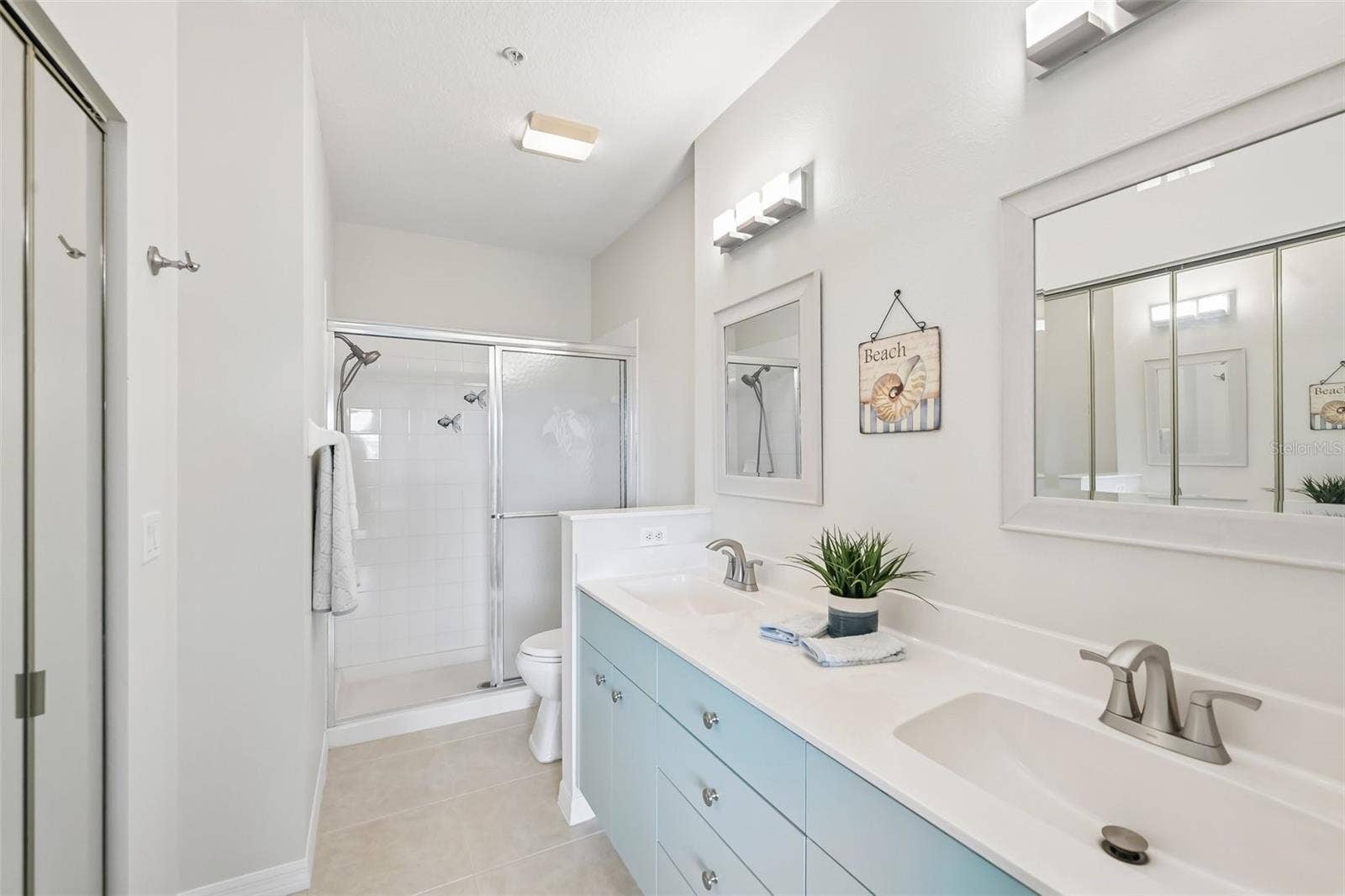 412 SUNSET LAKE BOULEVARD, #202, Venice, FL 34292 412 SUNSET LAKE BOULEVARD, #202, Venice, FL 34292
