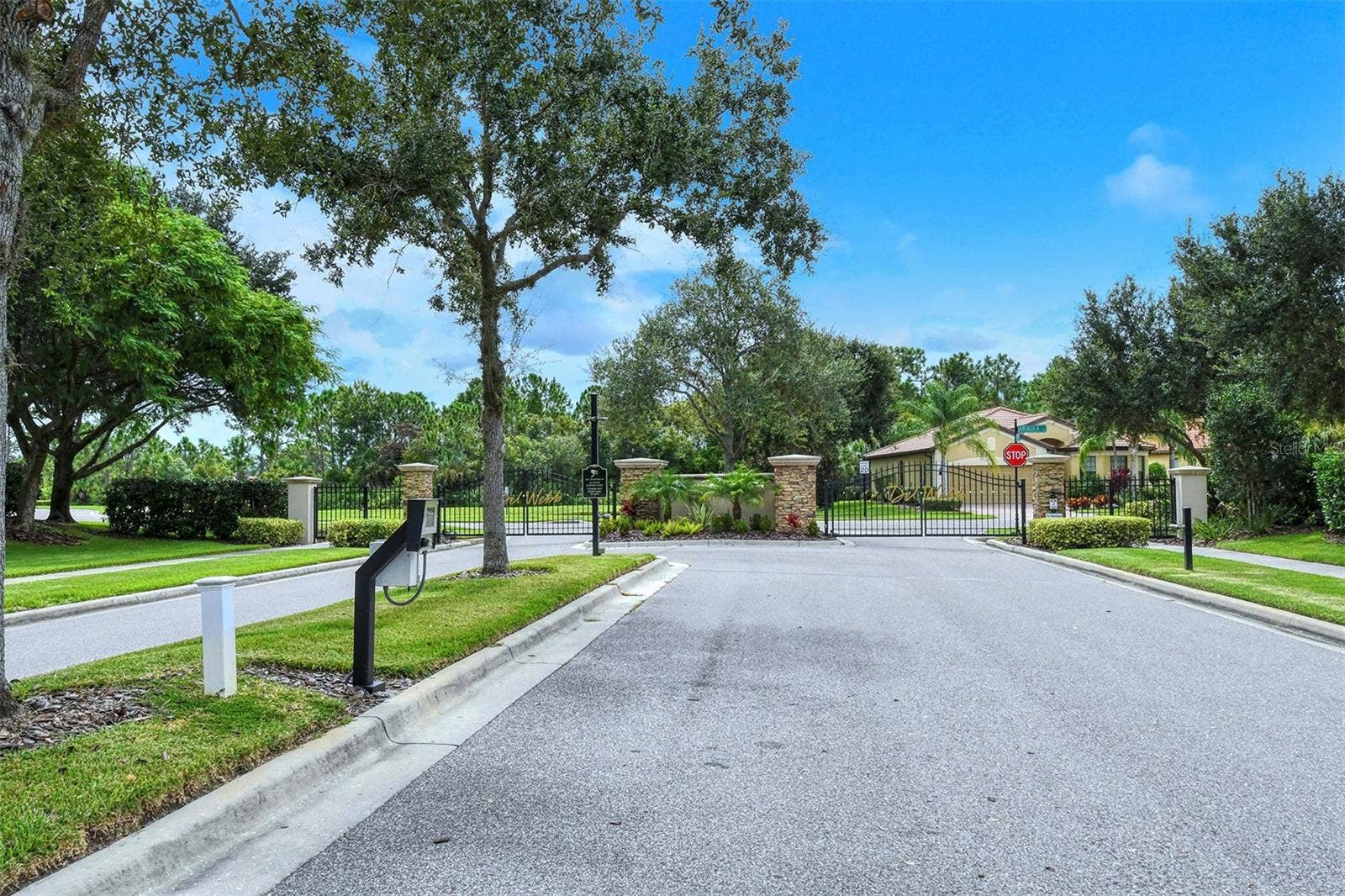 2534 OSWEGO DRIVE, North Port, FL 34289 2534 OSWEGO DRIVE, North Port, FL 34289