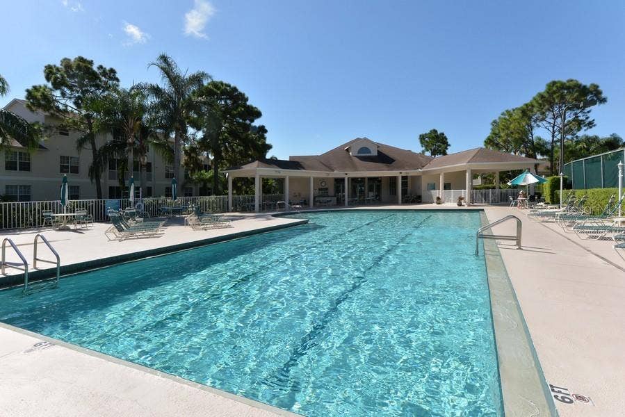 8389 WINGATE DRIVE, #2320, Sarasota, FL 34238