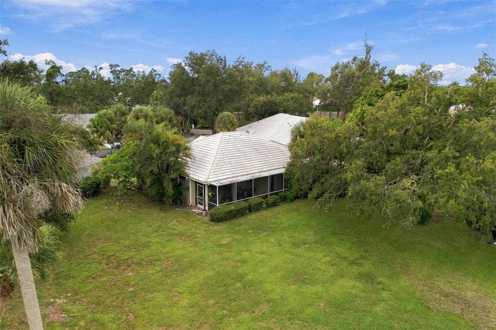 4 ANTIGUA CIRCLE, #6, Englewood, FL 34223