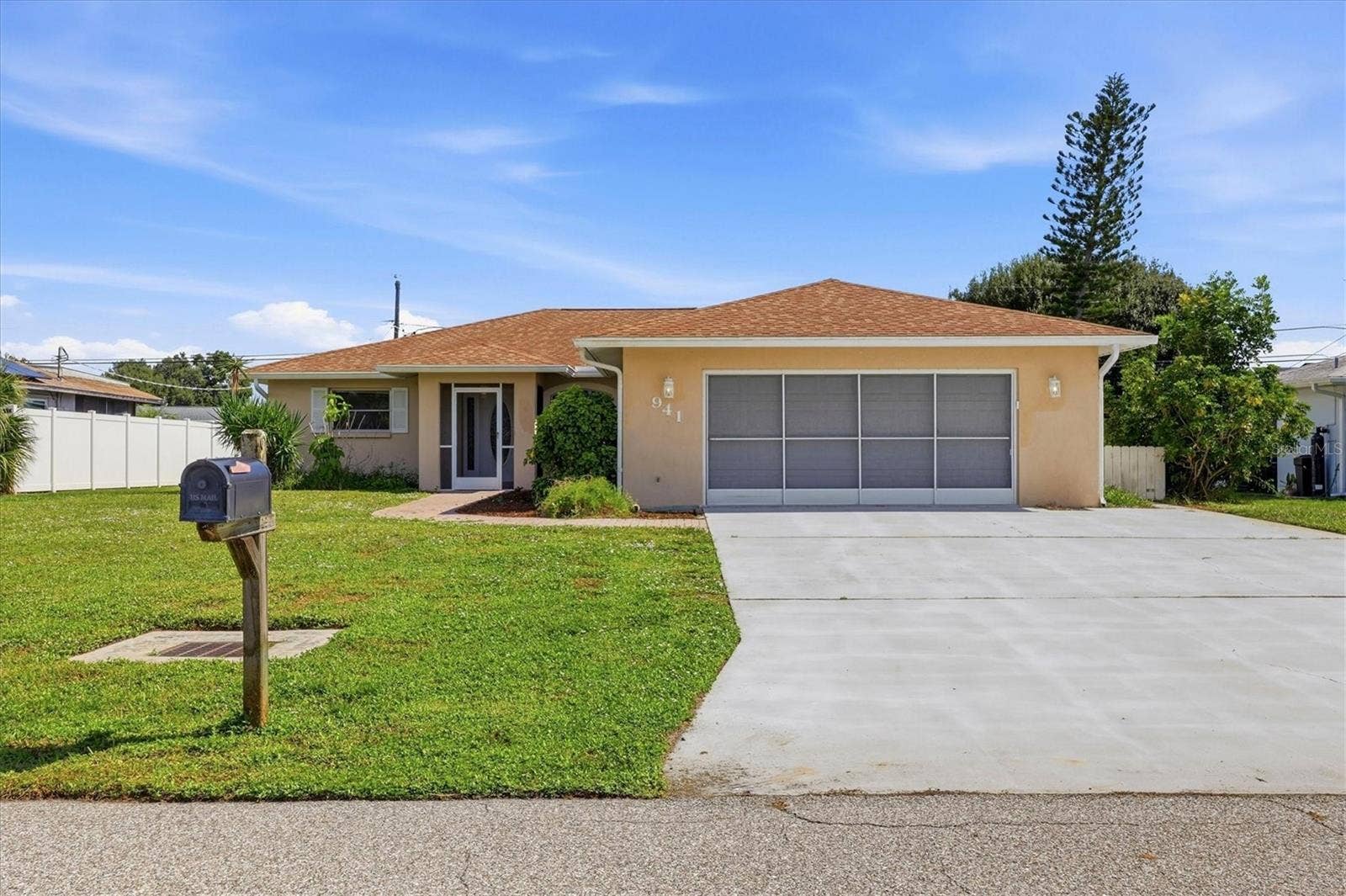 941 GASPARILLA BOULEVARD, Englewood, FL 34223