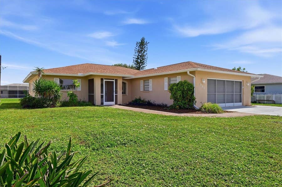 Property photo for 941 GASPARILLA BOULEVARD, Englewood, FL
