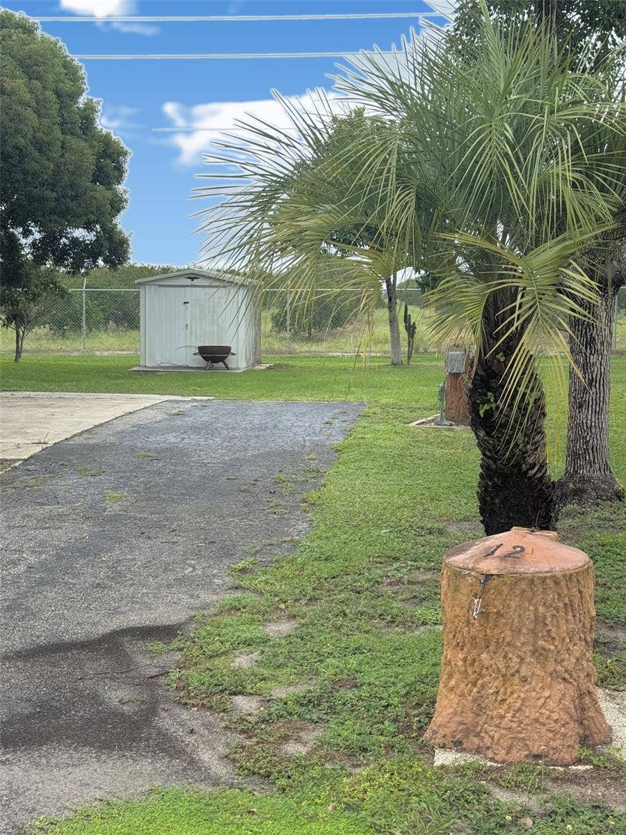 Property photo for 12 SADDLEBAG TRAIL N, Lake Wales, FL