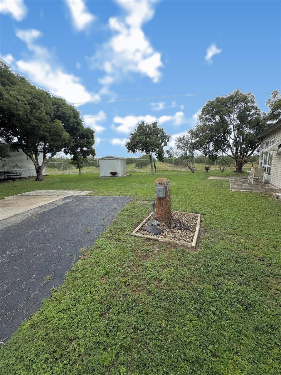 12 SADDLEBAG TRAIL N, Lake Wales, FL 33898 LOT AND SHADE