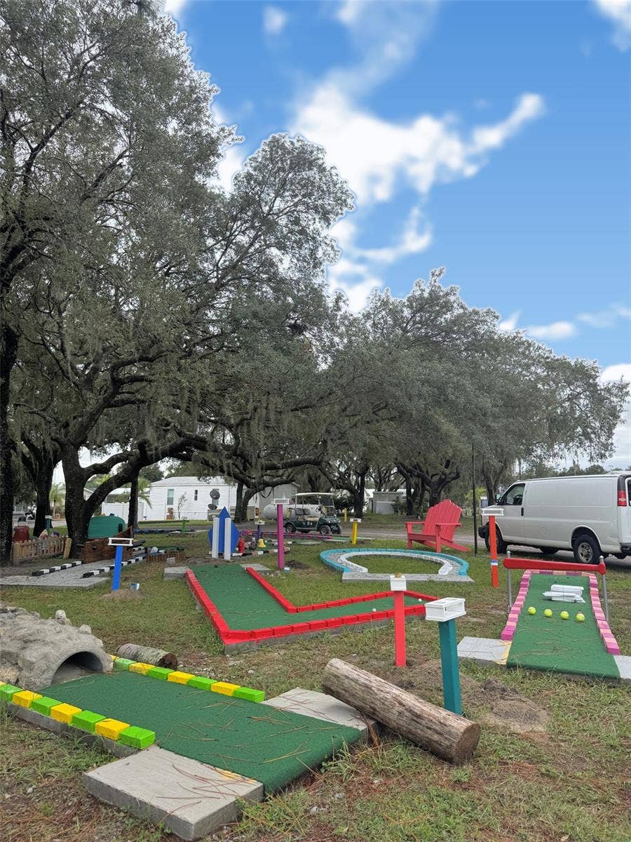 12 SADDLEBAG TRAIL N, Lake Wales, FL 33898 PUTT PUTT