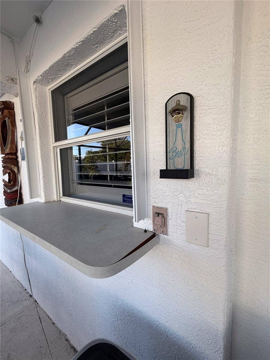1943 SE 8TH PLACE, Cape Coral, FL 33990 1943 SE 8TH PLACE, Cape Coral, FL 33990