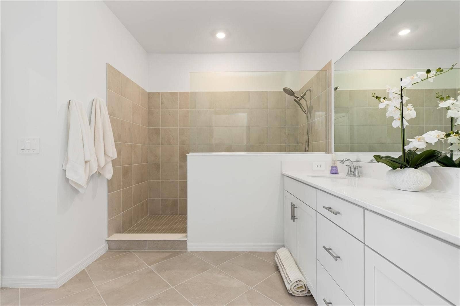 17700 BORACAY COURT, #202, Venice, FL 34293