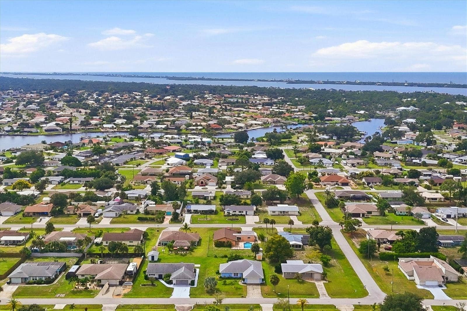 1484 OVERBROOK ROAD, Englewood, FL 34223 1484 OVERBROOK ROAD, Englewood, FL 34223