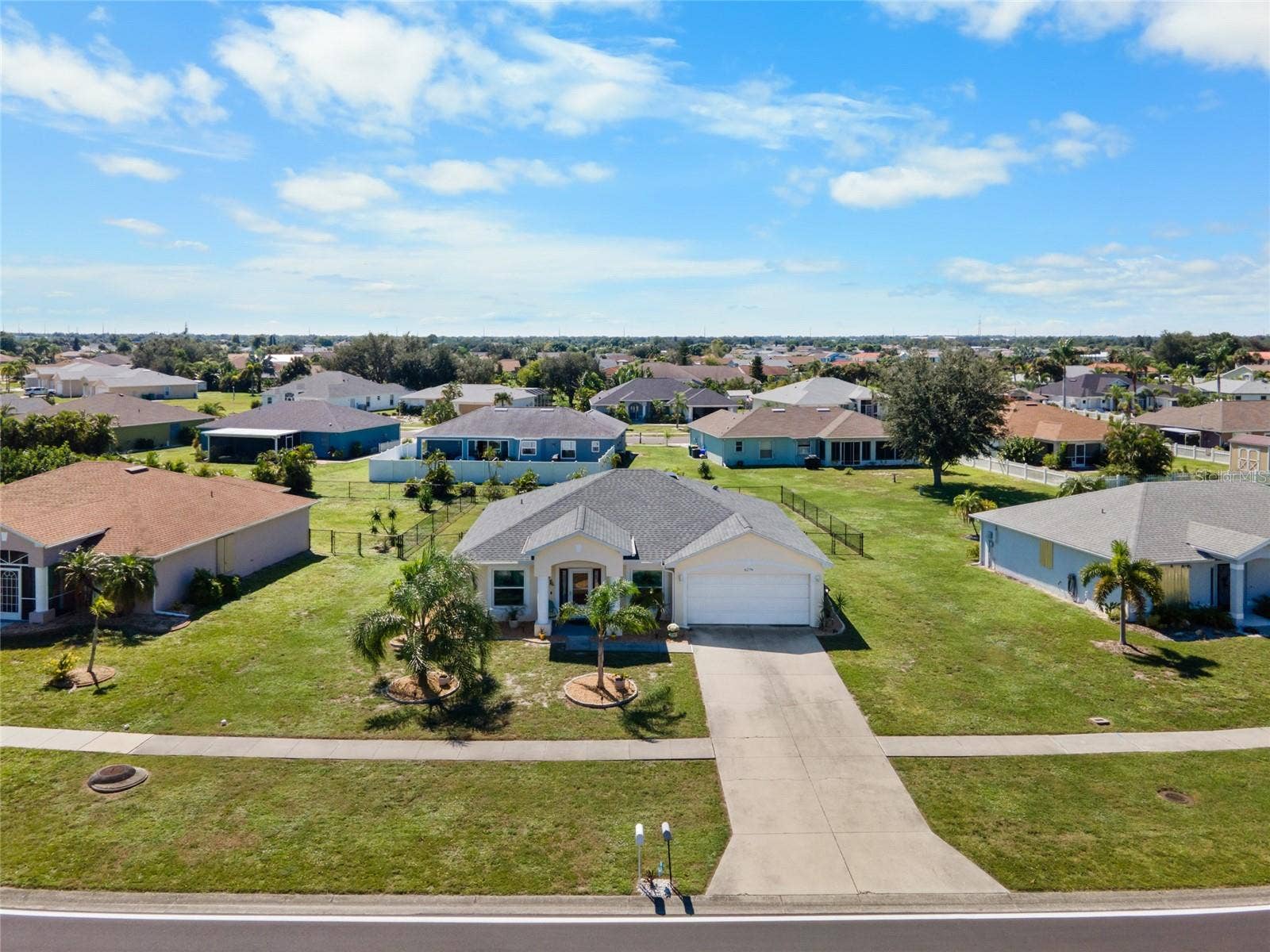 6279 COLISEUM BOULEVARD, Port Charlotte, FL 33981 6279 COLISEUM BOULEVARD, Port Charlotte, FL 33981