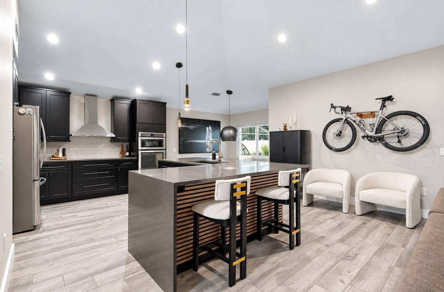 4321 74TH AVENUE E, Sarasota, FL 34243 4321 74TH AVENUE E, Sarasota, FL 34243