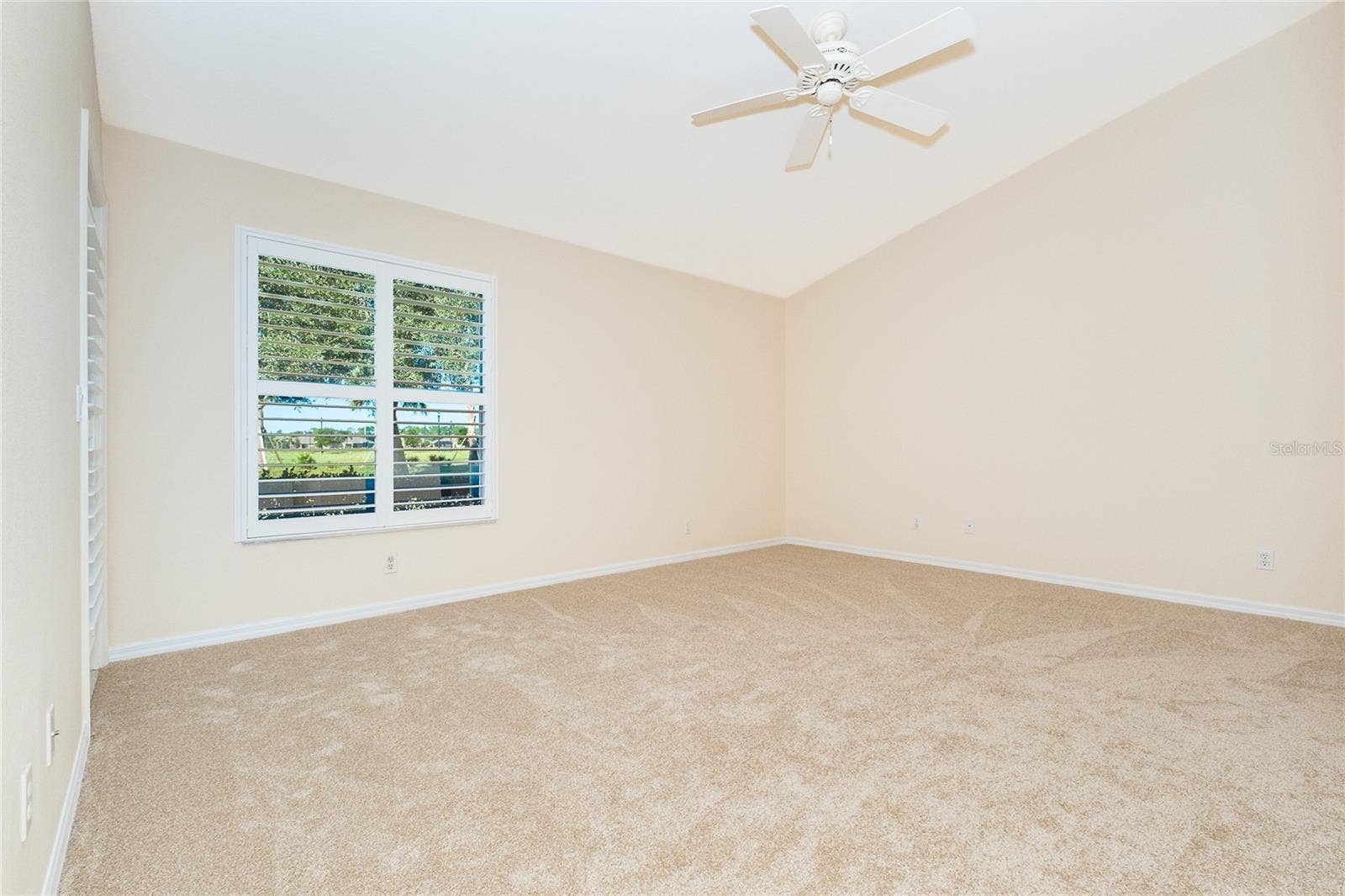 4057 FAIRWAY DRIVE, North Port, FL 34287 Vaulted Ceilings in Primary Bedroom
