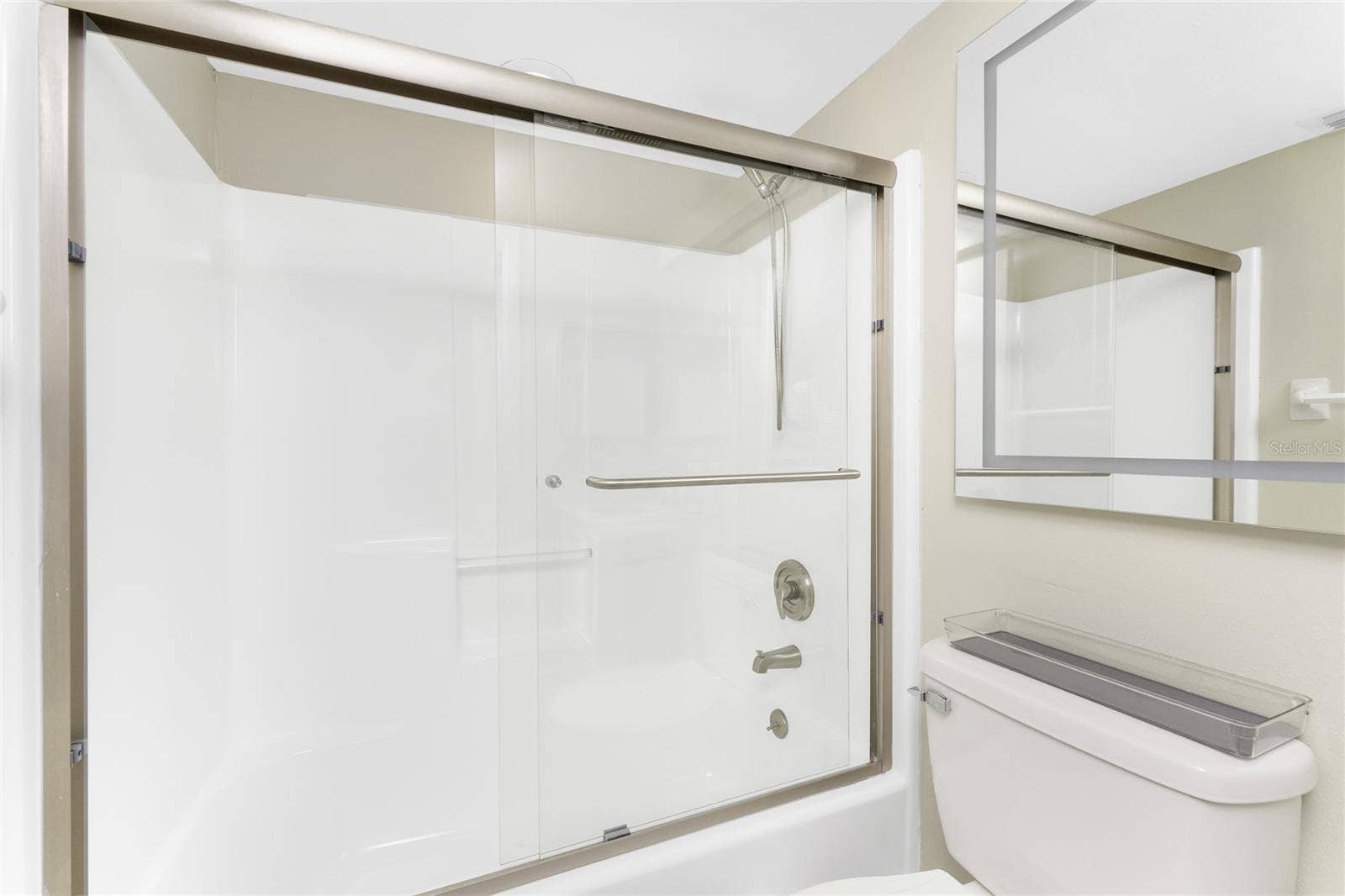 6600 GASPARILLA PINES BOULEVARD, #14-103, Englewood, FL 34224 Guest bath is nicely updated!