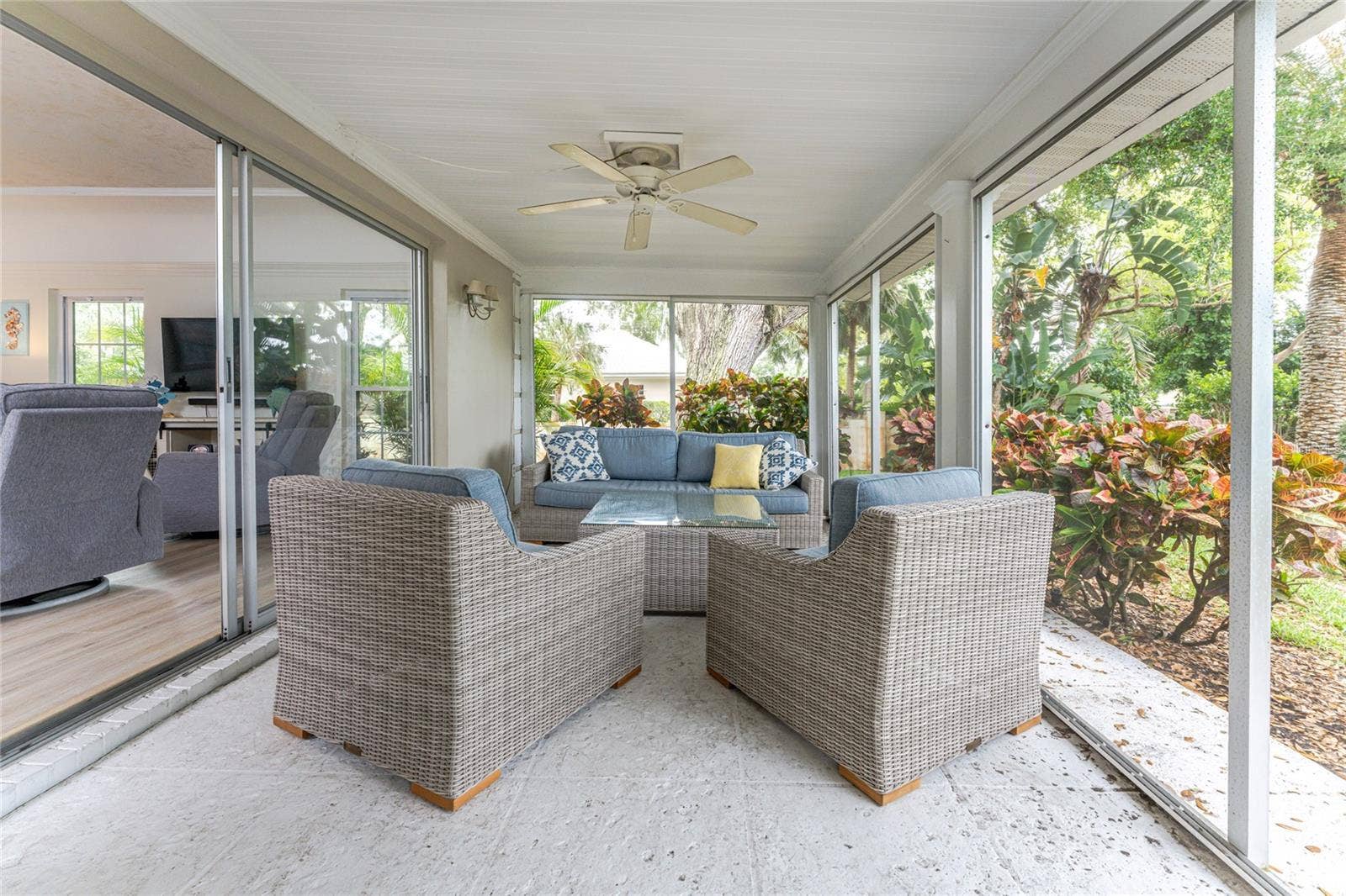 4 CURACAO CIRCLE, #40, Englewood, FL 34223 4 CURACAO CIRCLE, #40, Englewood, FL 34223