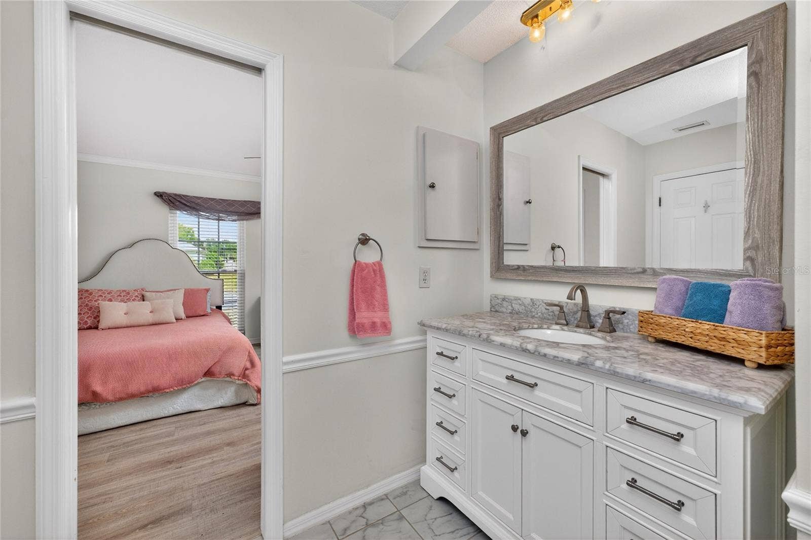 4 CURACAO CIRCLE, #40, Englewood, FL 34223 4 CURACAO CIRCLE, #40, Englewood, FL 34223