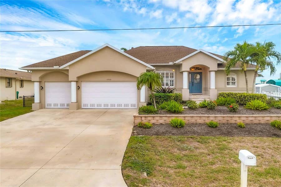 Property photo for Englewood, FL