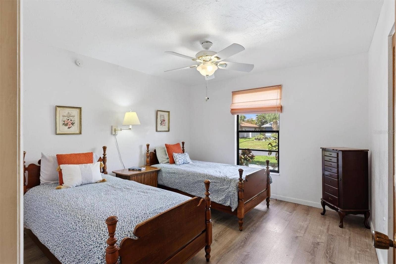 27 MARK TWAIN LANE, Rotonda West, FL 33947 27 MARK TWAIN LANE, Rotonda West, FL 33947