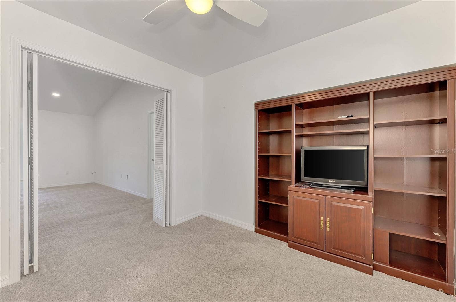 238 PARK FOREST BOULEVARD, #146, Englewood, FL 34223 Private Office Space