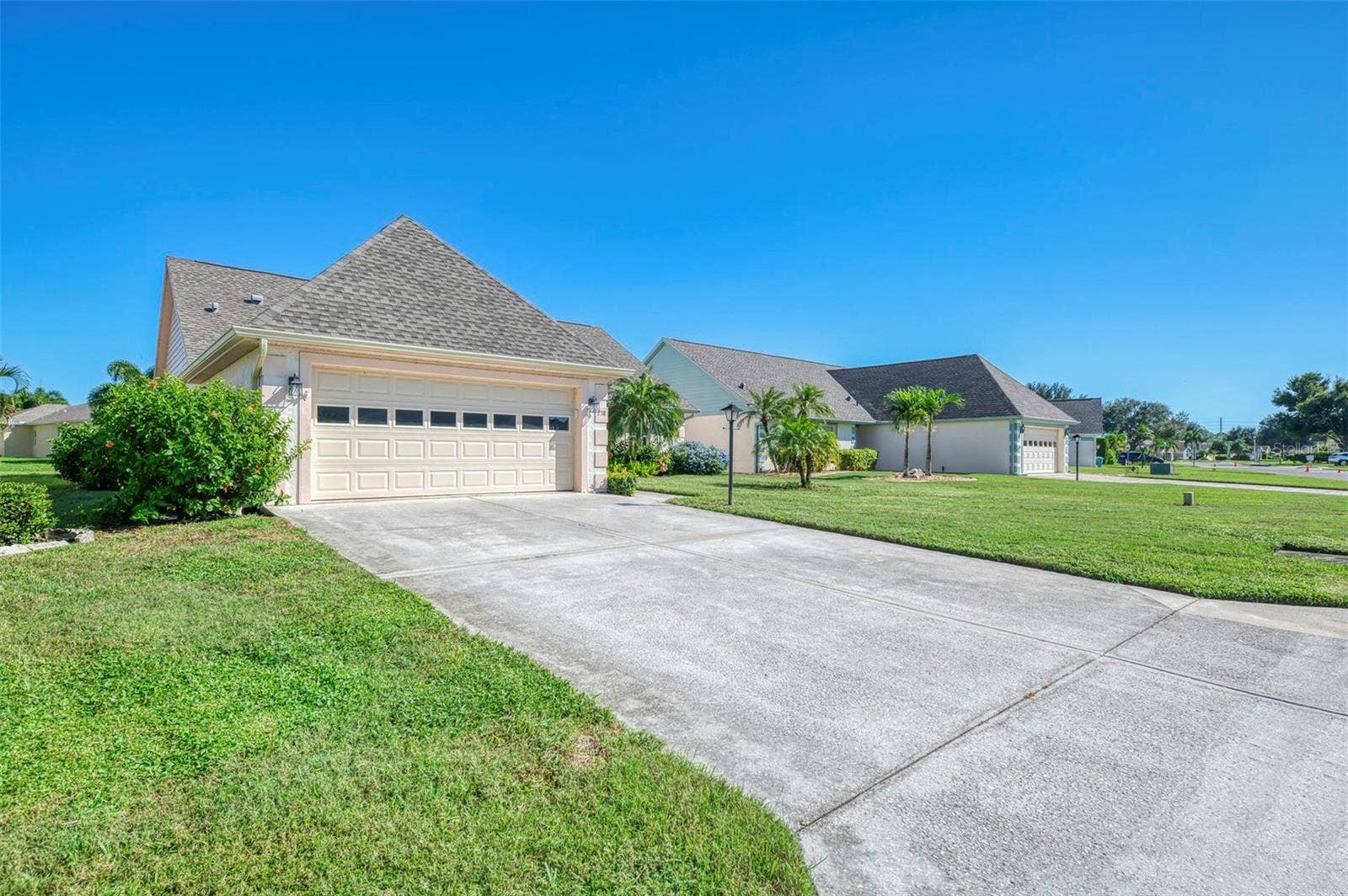 238 PARK FOREST BOULEVARD, #146, Englewood, FL 34223 Oversized Garage